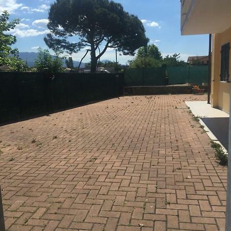 B&B Gigi' Marina di Massa Εξωτερικό φωτογραφία